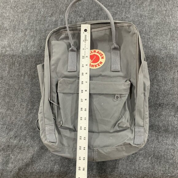 Fjallraven Kanken Backpack grey laptop school bag purse EUC - Picture 3 of 10